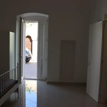 Semesterbostad Adriano *